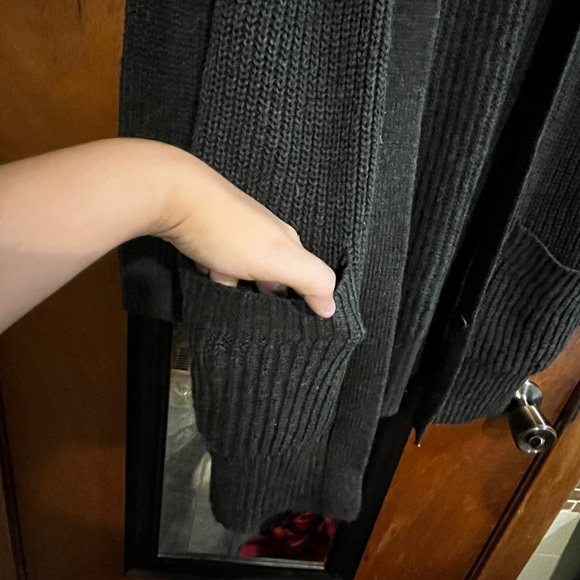 NWOT. Super cozy just never reached for it - Picture 3 of 3